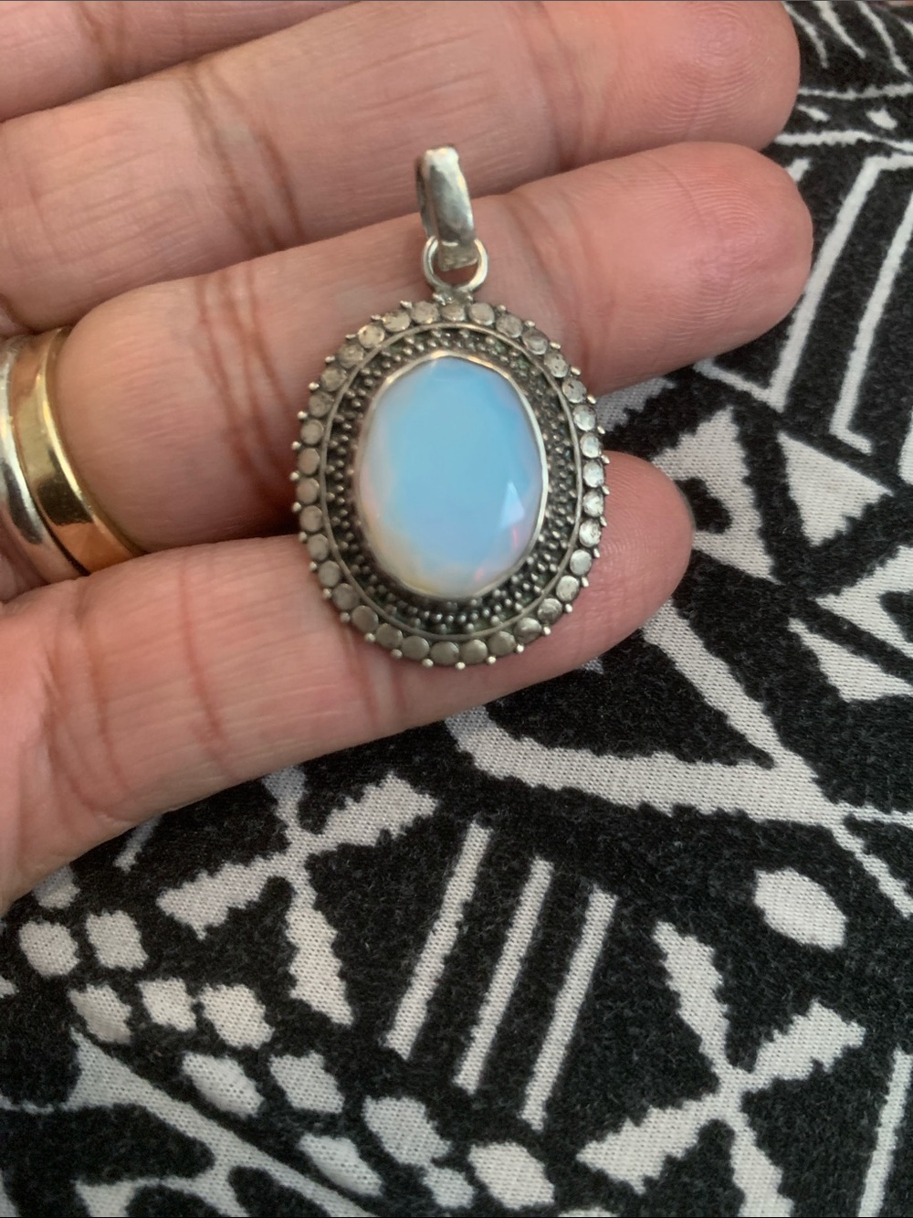 Vintage Sterling Silver Milky Opal Pendant - Picture 3 of 5
